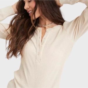Aerie Road Trip Long Sleeve Shirt in Heather Forest